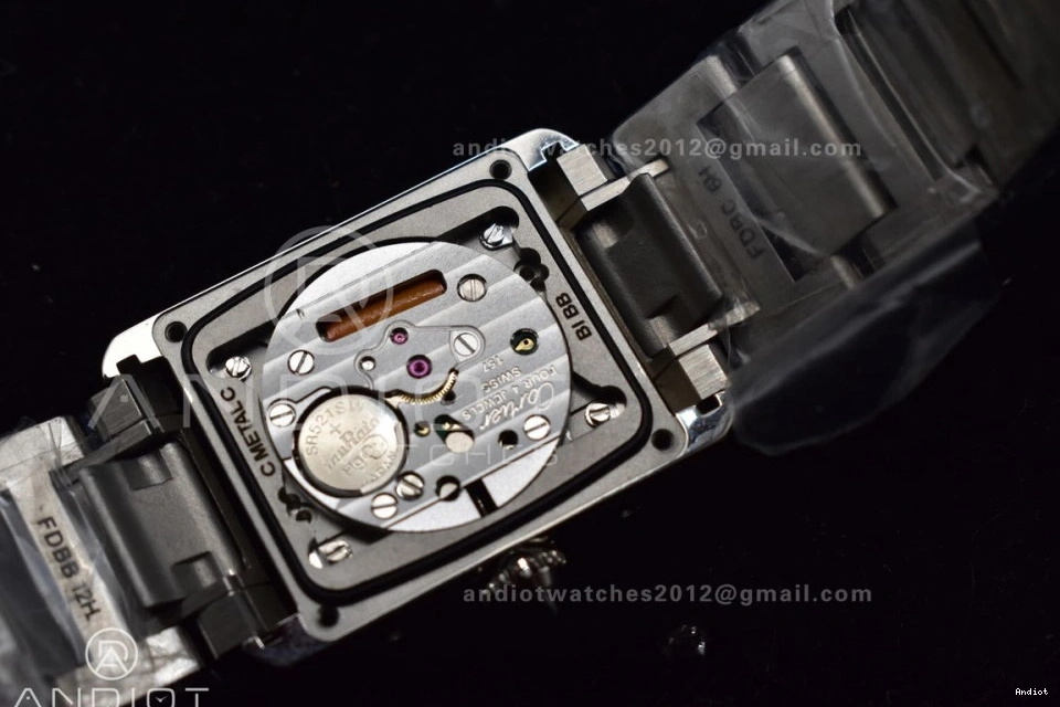Quartz Diamond Ronda On 1190 With Dial Solo Bracelet K11F 20.3mm Bezel Tank SS SS Soft White 0709